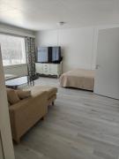 Tilava kaksio omalla pihalla