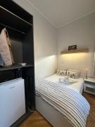 City Center Studio Apartment Close to NewYork Café