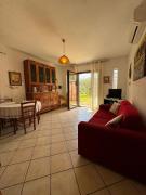 Bilocale con ampio giardino