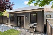Charming Studio for Two in the Heart of Bathurst