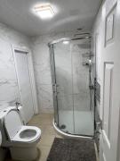 Luxury 4 Bed 3 bath 6 mins from City Renter