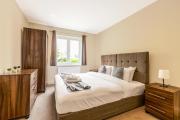 Cosy 2BR Flat with Patio, Heathrow 5 mins away Cosy 2BR Flat with Patio, Heathrow 5 mins away