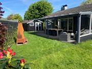 Bungalow near beach with large private garden - not for companies