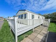 Lovely Caravan With Large Decking And Wi-Fi In Norfolk Ref 50053K