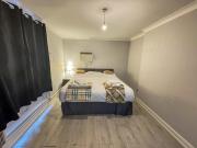 Queensborough Apartment, Central London