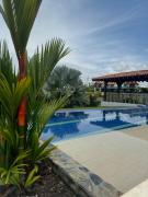 Villa privada con piscina cerca al parque del café