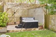 Host & Stay - Guards Van Host & Stay - Guards Van