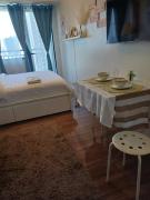 Cozy Suites in Air residence