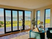 Laughing Seagull Cottage - Sea Views and Sauna