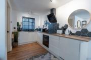 Ultra Modern Studio Apartment, in Central Exeter