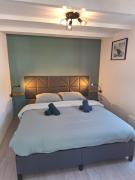 Stelle Maris, Nice place in Heinkenszand, 2 bedrooms, outdoor swimming pool, WIFI smart TV and privacy