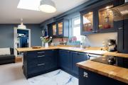 Veeve - The Cobalt Cottage