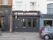 GuestReady - Rose and Monkey