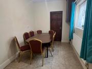 Spacious 6 bedroom house