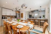 Pass the Keys Family Friendly Country House with Indoor Pool Pass the Keys Family Friendly Country House with Indoor Pool