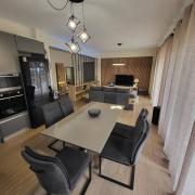 Top Nikiti Top Nikiti