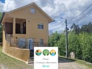 Carbonças River Apartments