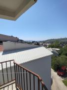 Top Sutomore