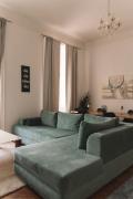 Vienna City Landstraße Retreat - Stylish & Spacious 2 BD for 8 Guests