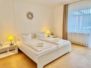 Ferienwohnung im Erdgeschoss mit eingezäunten Garten und Terrasse