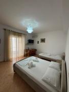 Top Sarandë