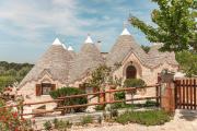 Historic Trullo In Puglia