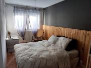 Logement autonome pour 2 personnes au RDC chez lhabitant