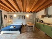 Cozy flat + parking close to City centerAirport