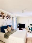 Private Studio in Cape Town, Near Canal Walk & Table Mountain