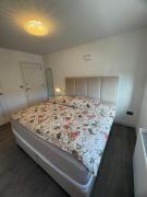 Cosy and beautiful home Vegetarians only