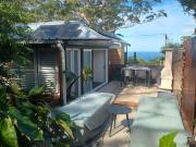 Romanic Garden View Apartment with ocean views at Stanwell Tops