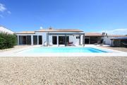 203 Lenvironnementale Villa with pool
