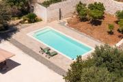 Masseria Pezza La Spina con Piscina