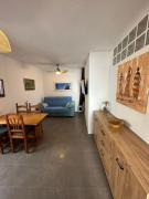Apartment in old town with roof terrace and fibre, Tarifa