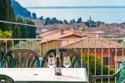 TERRAZZA DI GARDA - Regarda Travel