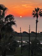 Beach apartment with ocean views