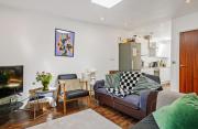 Stylish 2BR with Balcony in Islington - 4 people