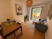 Lovely 4 BR House in Southfields near Wimbledon Lovely 4 BR House in Southfields near Wimbledon