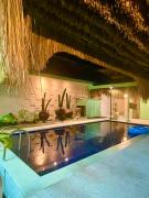 LAVENDER STAR HOUSE h