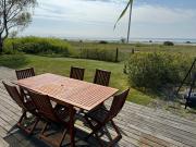 Bright and modern villa by the sea