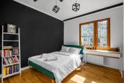 Plac Politechniki Deluxe Apartment by BookingHost