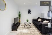 Elegant & Modern 1BR City Centre Nr the beach, High St & Adventure Island by Luxiety Stays