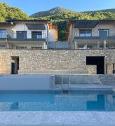 Brighter Days - Two-room apartment with lake view and pool