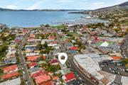 Top Sandy Bay