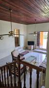 Wonderful 3 Bedroom Home Close To Everything