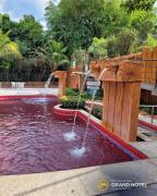 Flat em Caldas Novas no Golden Dolphin Supreme e próx Shopping Singapura com Utensílios e conforto