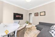 Stylish 3-Bedroom Flat in Belsize Park Perfect for Families Business Trips! Stylish 3-Bedroom Flat in Belsize Park Perfect for Families Business Trips!