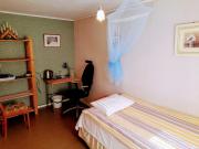 Single bedroom, outside toilet, shower, kitchen. 120 m from Sandbach