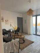 Luxury Sea View Apartment in Kastraki