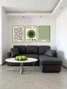 Rona Vista Suites Sea view modern living